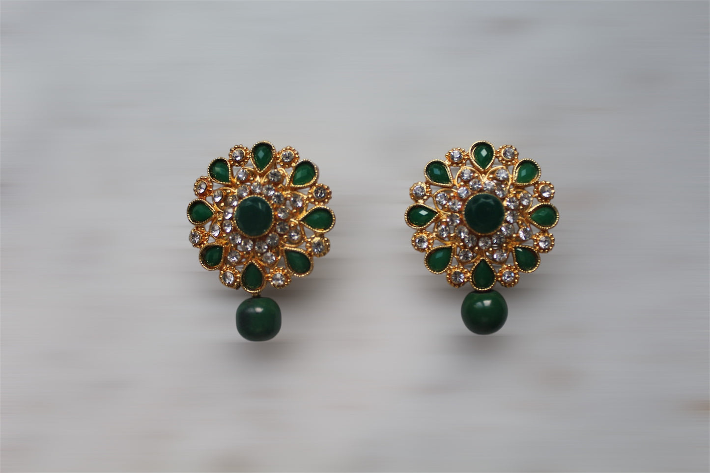 Tops with Colour Pearl - Earrings